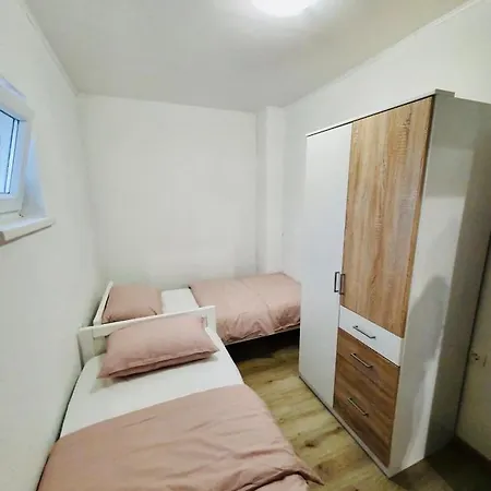 Skolj Apartamento Jovici (Zadar)