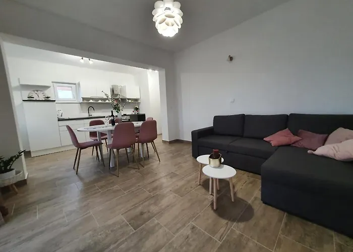 Apartament Skolj
