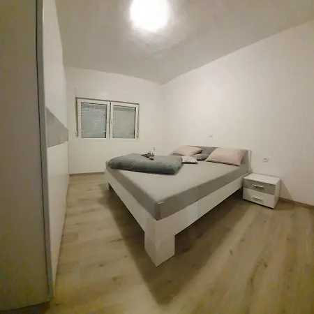 Daire Skolj Jovici (Zadar)